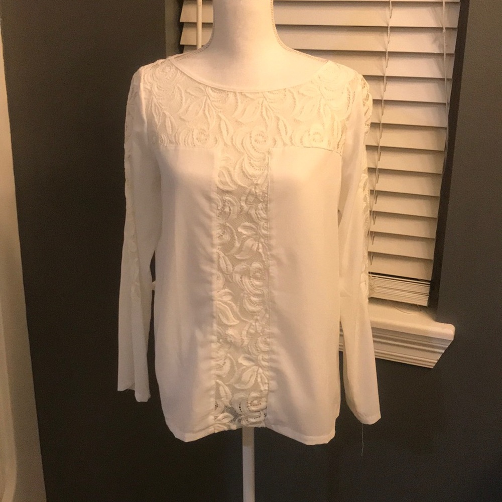 white long sleeved lace shirt